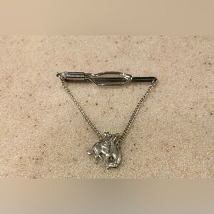 Silver toned JewelryTie Clip with Cowboy